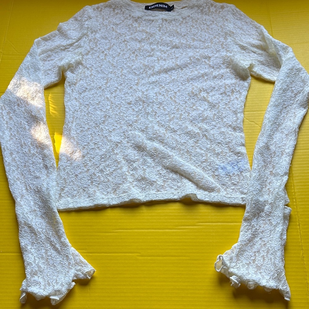 Revolve Lombardi top EB Denim off Whitte